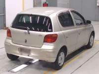 Toyota VITZ лот № 10026 оценка 3  с аукциона в Японии 1