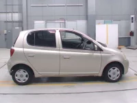 Toyota VITZ лот № 10026 оценка 3  с аукциона в Японии 2