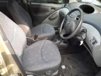 Toyota VITZ лот № 10026 оценка 3  с аукциона в Японии 7