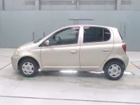 Toyota VITZ лот № 10026 оценка 3  с аукциона в Японии 3