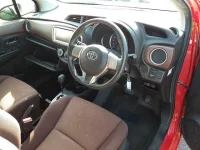 Toyota VITZ лот № 30091 оценка 4  с аукциона в Японии 6