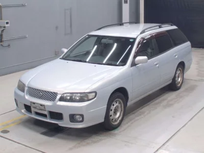 Nissan AVENIR WAGON