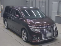 Nissan ELGRAND лот № 10004 оценка 4  с аукциона в Японии 4
