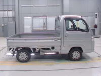 Honda ACTY TRUCK лот № 30120 оценка 4  с аукциона в Японии 2
