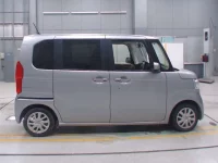 Honda N BOX лот № 30071 оценка 4  с аукциона в Японии 2