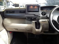 Honda N BOX лот № 30071 оценка 4  с аукциона в Японии 8