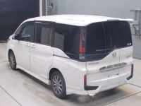Honda STEP WAGON лот № 30092 оценка 4  с аукциона в Японии 5