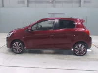 Mitsubishi MIRAGE лот № 70017 оценка 3.5  с аукциона в Японии 3