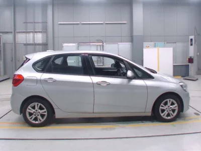 BMW 2-Series  с аукциона в Японии