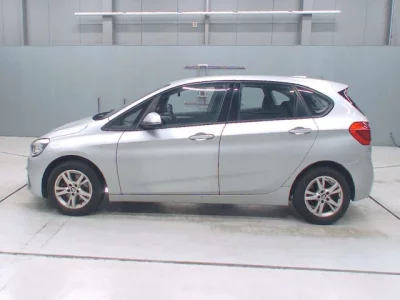 BMW 2-Series  с аукциона в Японии