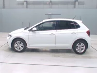 Volkswagen POLO лот № 30090 оценка 4.5  с аукциона в Японии 3