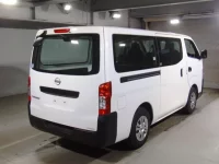 Nissan CARAVAN VAN лот № 70018 оценка 3.5  с аукциона в Японии 1