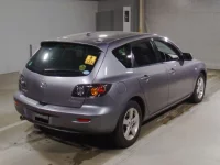 Mazda AXELA лот № 75058 оценка 3.5  с аукциона в Японии 1