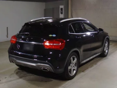 Mercedes-Benz GLA CLASS