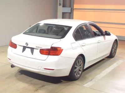 BMW 3-Series  с аукциона в Японии