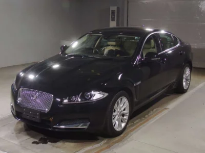 Jaguar XF SERIES