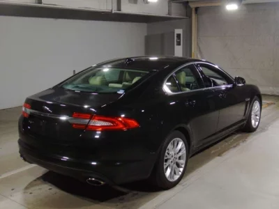 Jaguar XF SERIES