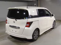 Honda FREED лот № 2245 оценка 3.5  с аукциона в Японии 1