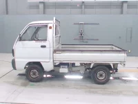 Suzuki CARRY TRUCK лот № 30215 оценка R  с аукциона в Японии 3