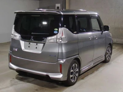 Mitsubishi DELICA D2