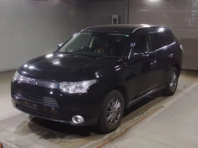 Mitsubishi OUTLANDER  с аукциона в Японии