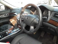 Nissan FUGA лот № 70089 оценка 3.5  с аукциона в Японии 6