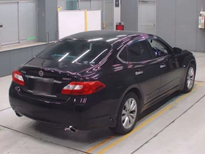 Nissan FUGA  с аукциона в Японии