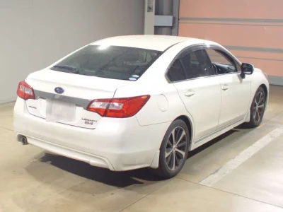 Subaru LEGACY B4