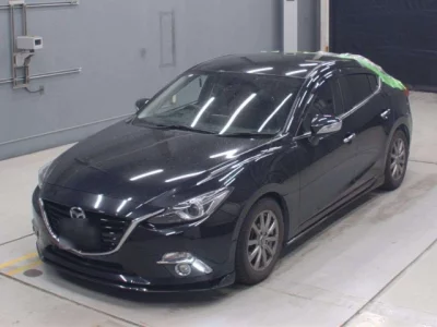 Mazda AXELA  с аукциона в Японии