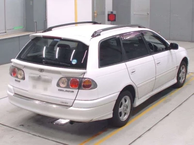 Toyota CALDINA  с аукциона в Японии