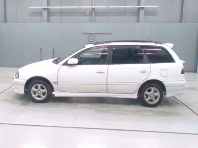Toyota CALDINA  с аукциона в Японии