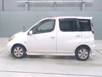 Toyota FUNCARGO лот № 30282 оценка R  с аукциона в Японии 3