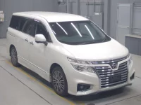 Nissan ELGRAND лот № 30293 оценка 4  с аукциона в Японии 4
