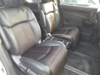 Nissan ELGRAND лот № 30293 оценка 4  с аукциона в Японии 9