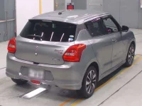 Suzuki SWIFT лот № 30001 оценка RA  с аукциона в Японии 1
