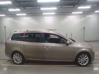 Volkswagen PASSAT VARIANT