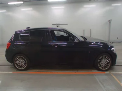 BMW 1-Series  с аукциона в Японии