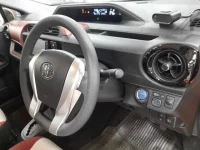 Toyota AQUA лот № 30067 оценка 3.5  с аукциона в Японии 6