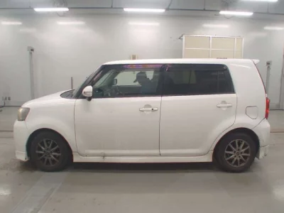 Toyota COROLLA RUMION  с аукциона в Японии