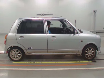 Daihatsu MIRA