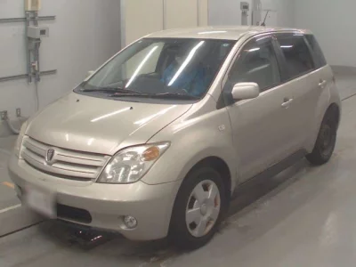Toyota IST