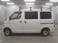 Toyota LITE ACE VAN лот № 10122 оценка 3.5  с аукциона в Японии 3