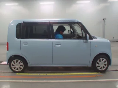 Toyota PIXIS SPACE  с аукциона в Японии
