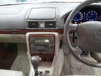 Toyota PROGRES лот № 30007 оценка R  с аукциона в Японии 8