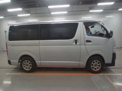 Toyota REGIUS ACE VAN