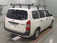 Toyota SUCCEED лот № 30043 оценка 3.5  с аукциона в Японии 1