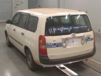 Toyota SUCCEED лот № 30230 оценка 3  с аукциона в Японии 5