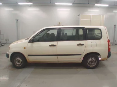 Toyota SUCCEED  с аукциона в Японии