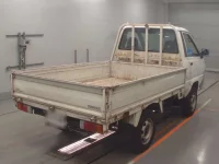 Toyota TOWN ACE TRUCK лот № 50043 оценка 3  с аукциона в Японии 1