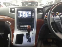 Toyota VELLFIRE лот № 30049 оценка 4  с аукциона в Японии 8